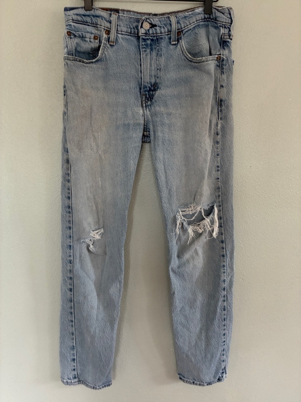 Levi’s 502 Taper Fit Jeans Men’s 30x30 Medium Wash Denim Casual Distressed